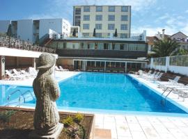 Apartamentos Sarga Sentirgalicia，位于卡瓦尼亚斯的酒店
