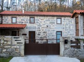 A CASA DA MOREIRA - Casa rural en Ponte Maceira，位于拉科鲁尼亚的酒店