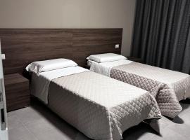 Bella Napoli albergo Chiari，位于基亚里的酒店