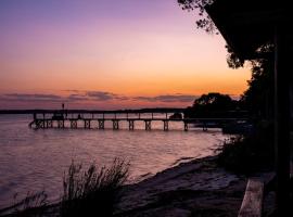 Koala Shores Holiday Park，位于Lemon Tree Passage的酒店