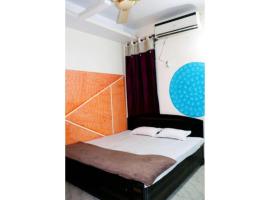 Hotel Sanginee, Maheshwar，位于Maheshwar的酒店