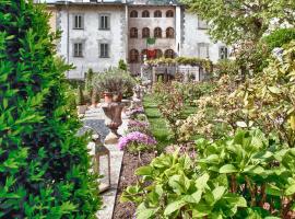 B&b di Charme Palazzo Lambertenghi，位于蒂拉诺的酒店