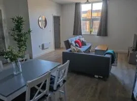 Modern Two Bedroom Apartment - Central Peterborough