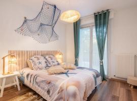 Beach Resort - Casa Vostra - CAUTION 800 EUR & ID requises - Saint Julien Centre-Gare，位于圣朱利安恩因的酒店