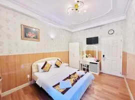 Truc Huyen Hotel