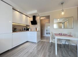 Zdrojowa Sun Apartment，位于斯维诺乌伊希切的公寓