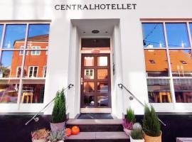 CentralHotellet，位于克厄罗斯基勒机场 - RKE附近的酒店