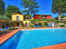 Casa Rossa by PosarelliVillas，位于路易亚的酒店