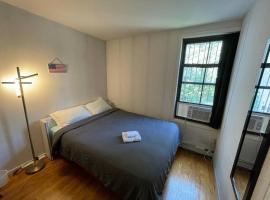 Comfy Room at great Townhouse in Williamsburg，位于布鲁克林的酒店