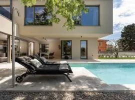 Luxury Villa Lipa Tree with pool in Novigrad