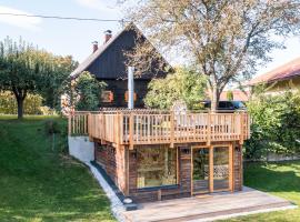 Das Ferienhaus mit Sauna! Neu renoviertes "Liebler Heimathaus" mit Sauna aus Zirben-Altholz, einer "Styrian Whisky Relaxing Lounge" sowie großer Panoramaterrasse!，位于Bischofegg的酒店