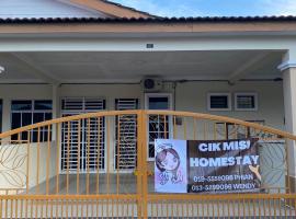 Cik Misi Homestay Jeniang，位于Sik的酒店