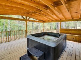 Mammoth Cave Cabin with Fire Pit - 3 Mi to Lake!，位于Cub Run的酒店