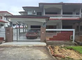 Bintulu AirBnB Homestay