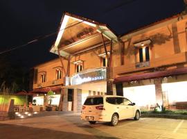 Syailendra Hotel Syariah，位于哲帕拉的带按摩浴缸的酒店