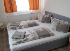 Apartmán Dubovka，位于Kal的酒店