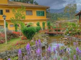 POUSADA E RESTAURANTE CASA PRIMITIVUS，位于Pedra Menina的酒店