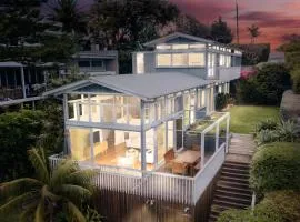 The Bungan - Beachfront W Access To Bungan Beach