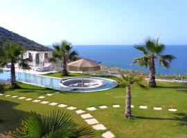 "BlueVedere" Sea View Luxury Villa，位于阿齐亚佩拉加的Spa酒店