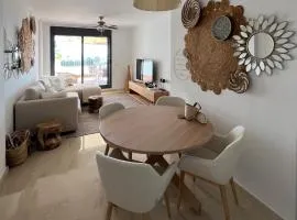 2 bed apt with amazing views