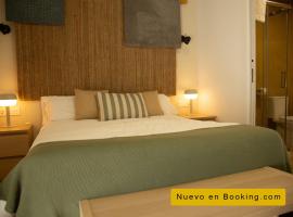 HOTEL LOS ALAMOS BOUTIQUE，位于普拉森西亚的酒店