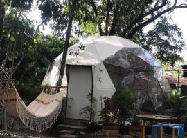 Ecohotel Ambrosia，位于里韦拉的露营地
