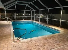 Venice villa with heated pool, lanai, near beach