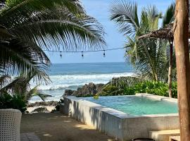 Quinta Feliz Troncones，位于特隆戈内斯的酒店