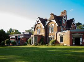 Stourport Manor Hotel，位于斯陶尔波特的酒店