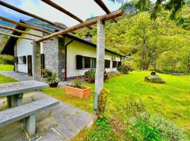 Casa Mima Chalets，位于Gerra Verzasca的酒店