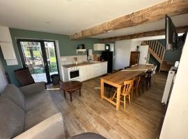 Grand gite confortable - La Ferme de Montigny，位于Neauphe-sur-Dives的酒店