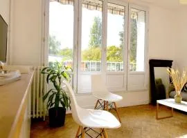 Appartement de designer, Grand Paris pour 6 personnes, Metro 14