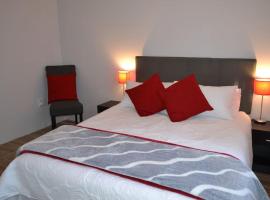 Lonehill Arnheim- Cottage 1，位于Sandton的酒店
