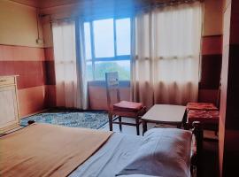 Vega Residency，位于马迪凯里的酒店