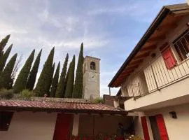 La Volpe Rossa Rooms and Apartments