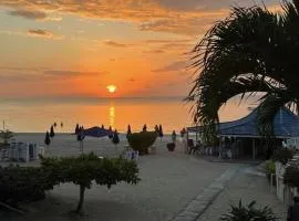 Seacret Studios - Cozy Jamaican Retreat apts