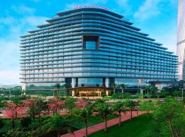 珠海华发喜来登酒店，位于珠海港务局大楼附近的酒店