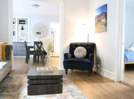 4 bedroom short term rental furnished Apt