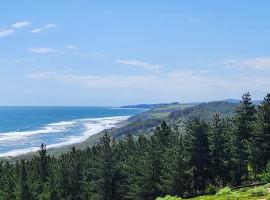 Maravillosas Vistas Boyeruca Lodge，位于维丘肯的海滩短租房