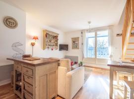 Appartement Duplex 6 Pers. avec Balcon, Parking Privé et CASIER À SKIS, à 2 min de Saint-Lary-Soulan - FR-1-296-358，位于Bourisp的酒店
