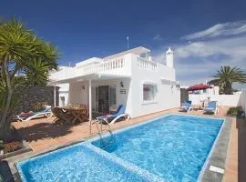 Casa Jasmine - lovely Los Mojones villa WiFi heated pool short walk to beach