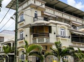 Apartment Huz Peer 1，位于特里奥莱村的酒店