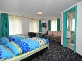 Hotel Freihof，位于格拉鲁斯的酒店
