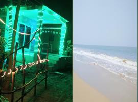 Prakruti Home Stay In Beach Side AC Room，位于戈卡尔纳的民宿