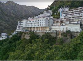 Hotel Shivaahana Residency, Katra，位于格德拉的度假短租房