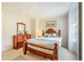8 bedroom Annexe at Moulton Grange，位于北安普敦的乡间豪华旅馆
