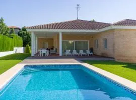 Villa con piscina, jardín y aire acondicionado en La Eliana-L'Eliana