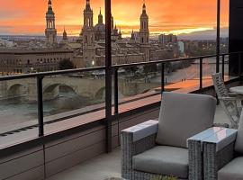 Ático mejores vistas al Pilar jacuzzi y garaje，位于萨拉戈萨的Spa酒店