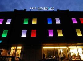 莱维拉治商务酒店（班达尔巴鲁美贡） ，位于阿罗士打的酒店