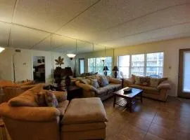 Beachview 208 Condominium Condo